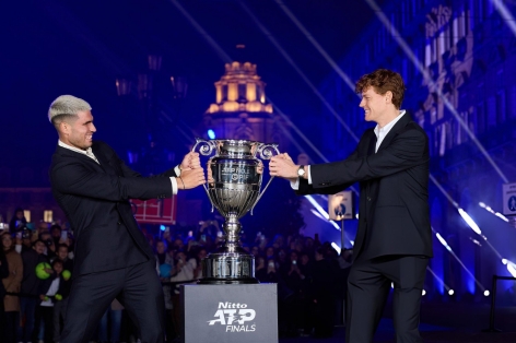 Trực tiếp tennis Jannik Sinner vs Carlos Alcaraz, 0h00 ngày 17/11