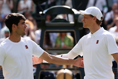 Sinner chiếm ngôi số 1 của Alcaraz ở BXH tennis 'chuẩn nhất thế giới'