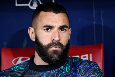 Karim Benzema có động thái khiến tất cả 'ngã ngửa' về ĐT Pháp