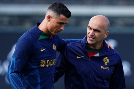 Vì Ronaldo, HLV Bồ Đào Nha bị chê hèn nhát