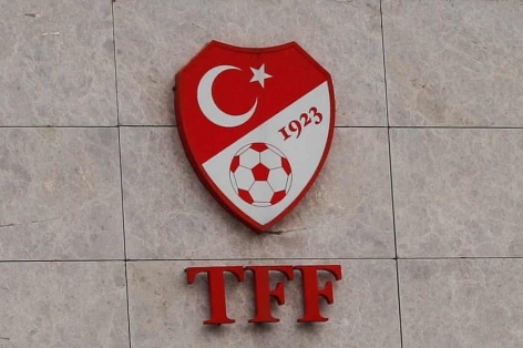 Rúng động bóng đá châu Âu, hơn 1000 cầu thủ bị đình chỉ thi đấu