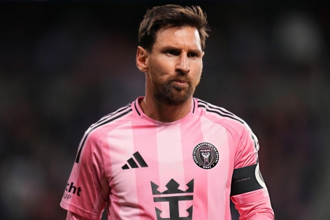 CHÍNH THỨC: Messi đạt cột mốc vĩ đại nhất lịch sử bóng đá