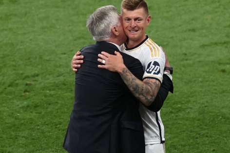 HLV Ancelotti muốn Kroos thay đổi quyết định giải nghệ