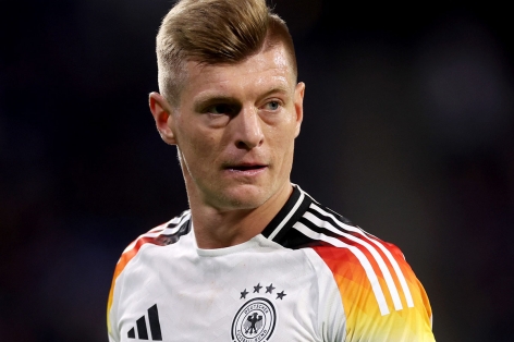 HLV ĐT Tây Ban Nha xin được trói Kroos nếu được phép