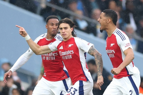 Trực tiếp Arsenal 0-0 Southampton: Pháo thủ áp đảo
