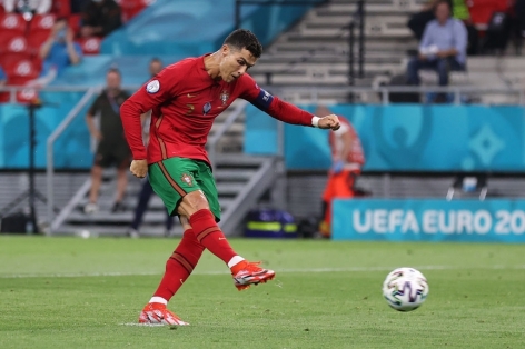 Kết quả bóng đá Euro 2021 hôm nay 23/6:  Kịch bản như phim hành động