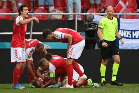 Ai đã cứu Eriksen khỏi lưỡi hái tử thần?