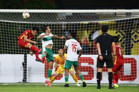 CĐV Campuchia: 'ĐT Việt Nam nên học tập chúng tôi'