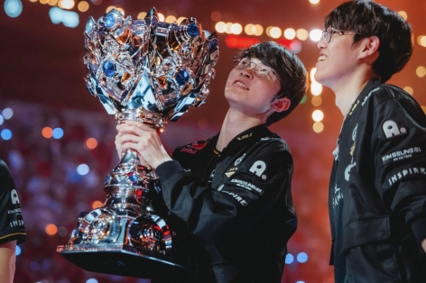 Faker: ‘Tuổi tác không thành vấn đề’