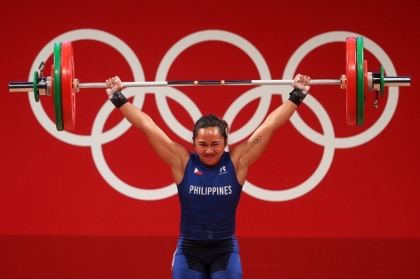 Vượt mặt Trung Quốc, nữ đô cử Philippines giành HCV Olympic lịch sử