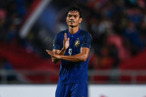 HLV ĐT Thái Lan nói lý do bất ngờ gọi 'tội đồ' đá AFF Cup 2021