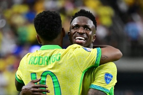 Ancelotti tiết lộ sự thật về Vinicius và Rodrygo ở Brazil