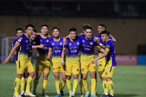 CLB Hà Nội bắt đầu cải tổ đội hình