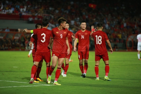 HLV Troussier công bố danh sách ĐT Việt Nam đấu Palestine