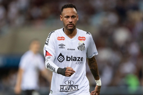 Neymar đang chật vật tại Santos