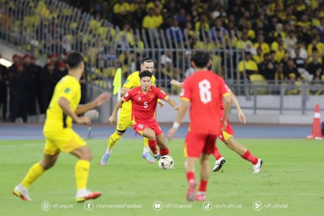 CĐV Thái Lan đồng loạt lên tiếng khi ĐT Việt Nam thua đậm Malaysia