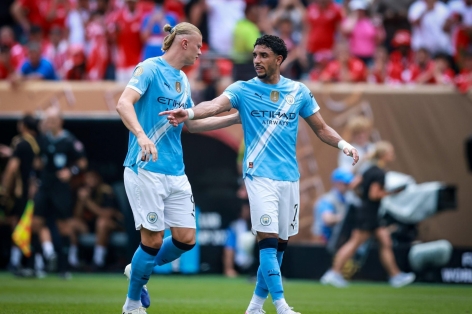 Trực tiếp Man City 1-0 Al Hilal: Tấn công liên tục