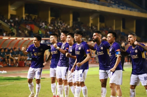 Trực tiếp Hà Nội 1-0 Viettel: Tuấn Hải rực sáng!!