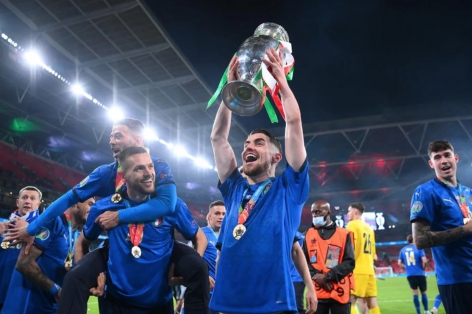 Khoảnh khắc Italia ăn mừng chức vô địch Euro 2021