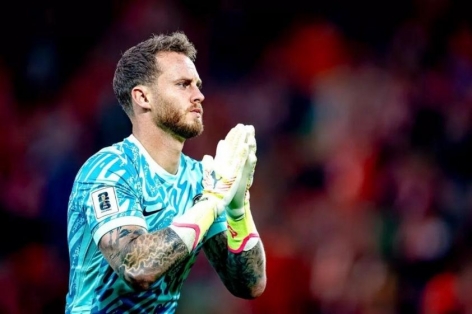 UEFA chính thức áp dụng luật mới cho thủ môn