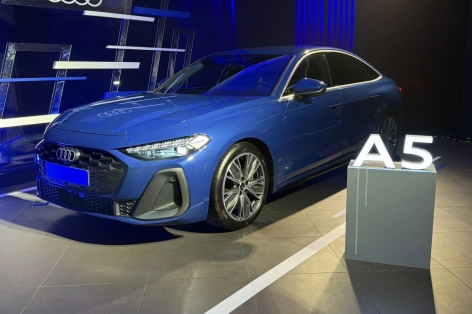 Audi trở lại ngoạn mục với Q6 e-tron và A5 mới: Giá từ 2,199 tỷ, có gì đáng chờ đợi?