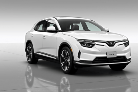 VinFast có thể bán xe hybrid từ năm sau: Bước chuyển chiến lược giữa giai đoạn thị trường điện hóa chững lại