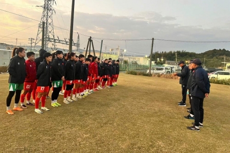 VIDEO: ĐT nữ Việt Nam tập buổi đầu tiên tại Nagoya, Nhật Bản