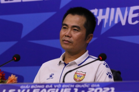 HLV Phạm Minh Đức: 'Khoảnh khắc của Tiến Linh thay đổi cả trận đấu'