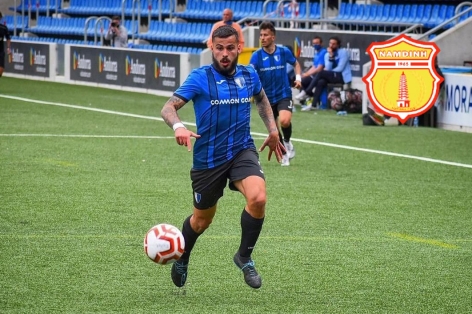 Đại gia V-League tiếp tục chơi trội, hoàn tất cặp 'song sát' lò Barcelona