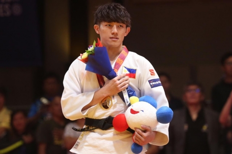 Quyết giành vàng SEA Games, Campuchia nhập tịch 2 sao Ukraine