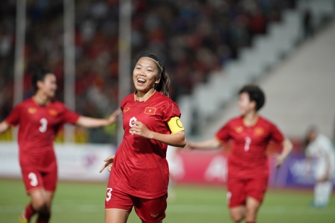 Lank FC khiến Huỳnh Như 'ngỡ ngàng' sau HCV SEA Games 32