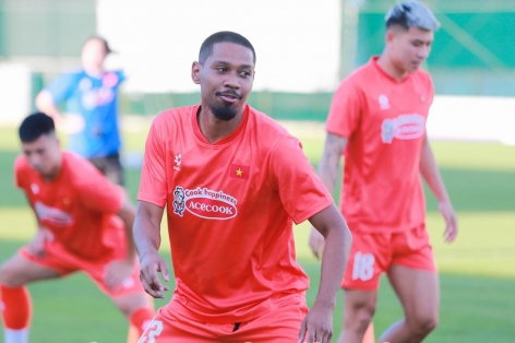 Sao Việt kiều vừa lên ĐT Việt Nam gửi thông điệp tới PSG