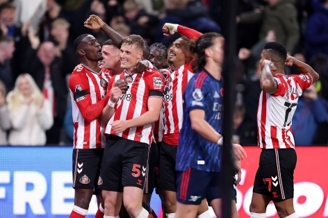 Trực tiếp Sunderland 1-0 Arsenal: Quá bất ngờ