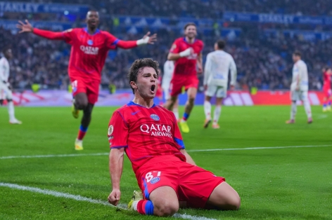 Ghi bàn đúng phút cuối, PSG thắng kịch tính Lyon