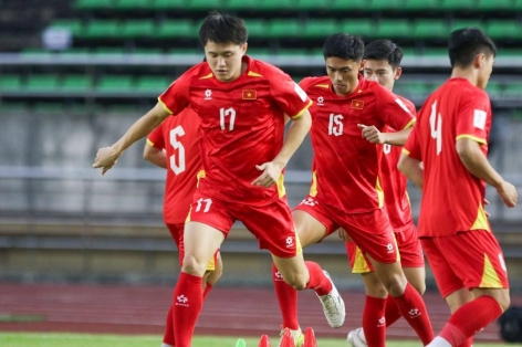 HLV Kim Sang Sik chưa dám làm 1 điều trước Lào