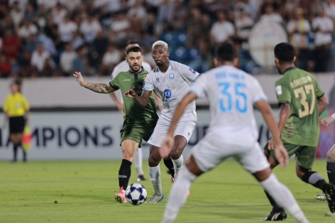 Trực tiếp Ratchaburi 0-0 Nam Định: Đội khách ép sân