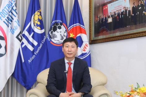 Hợp đồng của HLV Kim Sang Sik sắp hết hạn, chờ VFF ra quyết định quan trọng