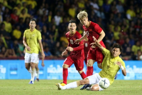 'Ông Vua' các kỳ AFF Cup: Việt Nam 'hít khói' Thái Lan