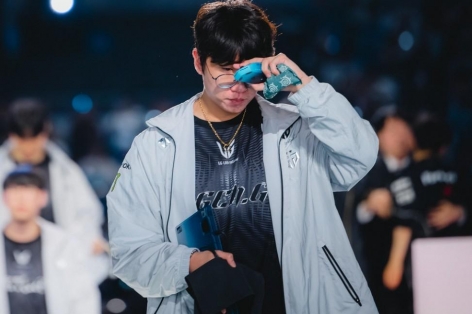 Bỏ qua bản thân lẫn Gumayusi, Uzi lựa chọn Ruler là 'GOAT Xạ thủ'