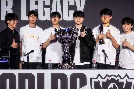 T1 được cho là sắp tái hiện drama Smash – Gumayusi tại mùa giải 2026