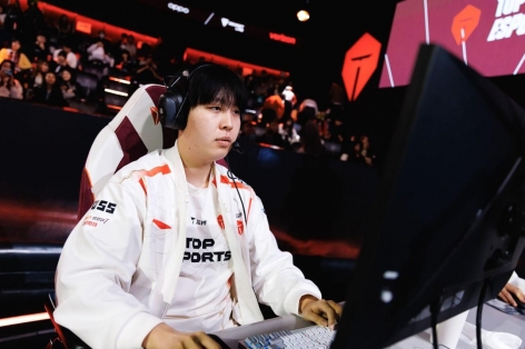 HLE chính thức công bố chiêu mộ Kanavi nhưng theo cách 'chẳng giống ai'