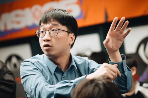 Lộ diện siêu đội hình mới của JDG 2026