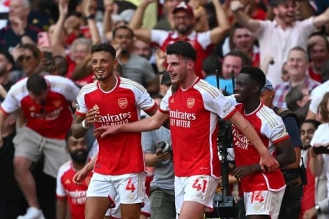 Tiết lộ gây sốc, vén màn lý do sao Arsenal cho thuyền trưởng ĐT Anh việt vị