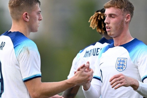 Man City là 'mỏ vàng' chuyển nhượng