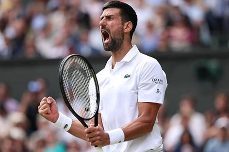 Novak Djokovic chạm cột mốc vĩ đại