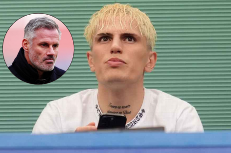Jamie Carragher phẫn nộ trước hành động của Garnacho sau khi rời Man Utd