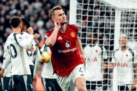 De Ligt: 'MU xứng đáng nhiều hơn một điểm trước Tottenham'