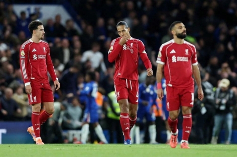 Liverpool suýt mất đi hai trụ cột trong đội hình