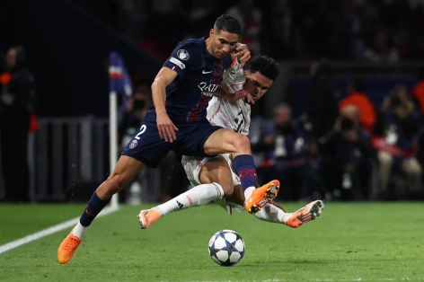 Sao Bayern bị nhân 3 án phạt vì 'chém' Quả bóng Vàng châu Phi