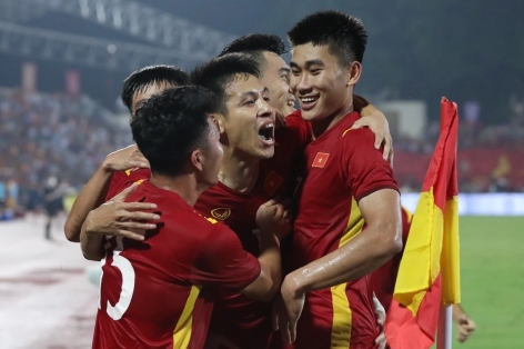 Báo Trung Quốc ngỡ ngàng trước thắng lợi của U23 Việt Nam, xấu hổ về bóng đá nước nhà